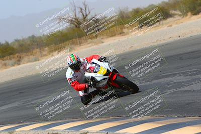 media/Mar-28-2022-Superbike Trackdays (Mon) [[b8603d0f67]]/Open Track Time/Turn 3 Inside/